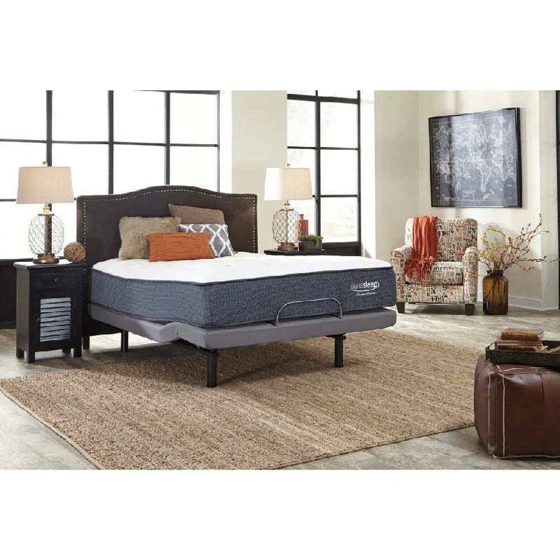 King - size mattresses for spacious master bedroomsSignature Design by Ashley Limited Edition Plush Cal King-size Mattress